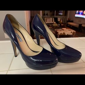 Prada Navy Platform Patent leather pumps. Size 40.